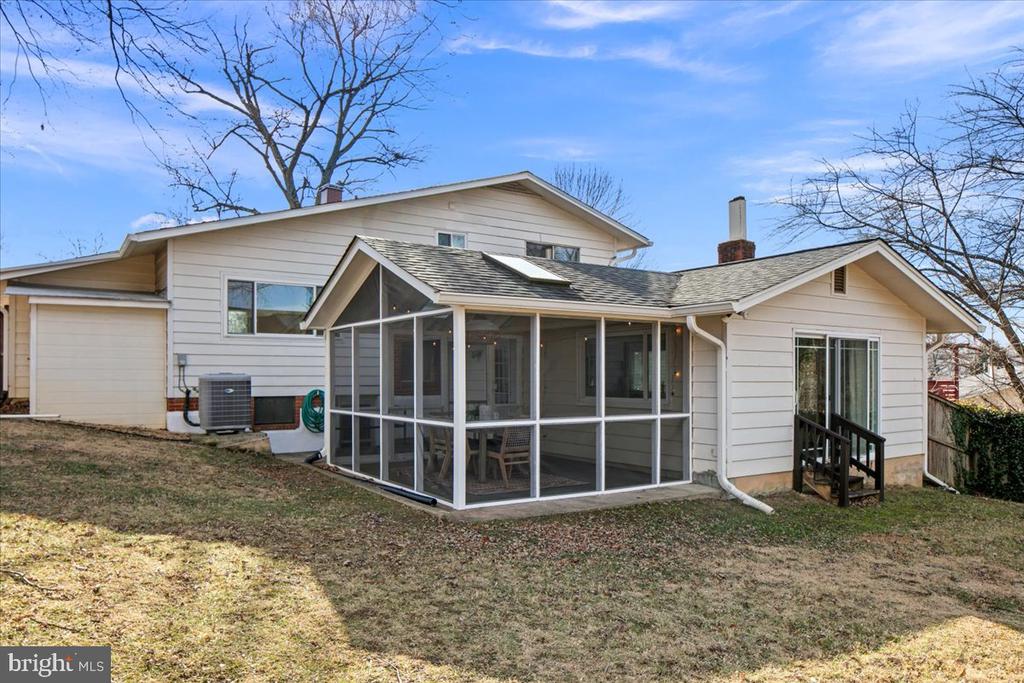 4805 ARCTIC COURT