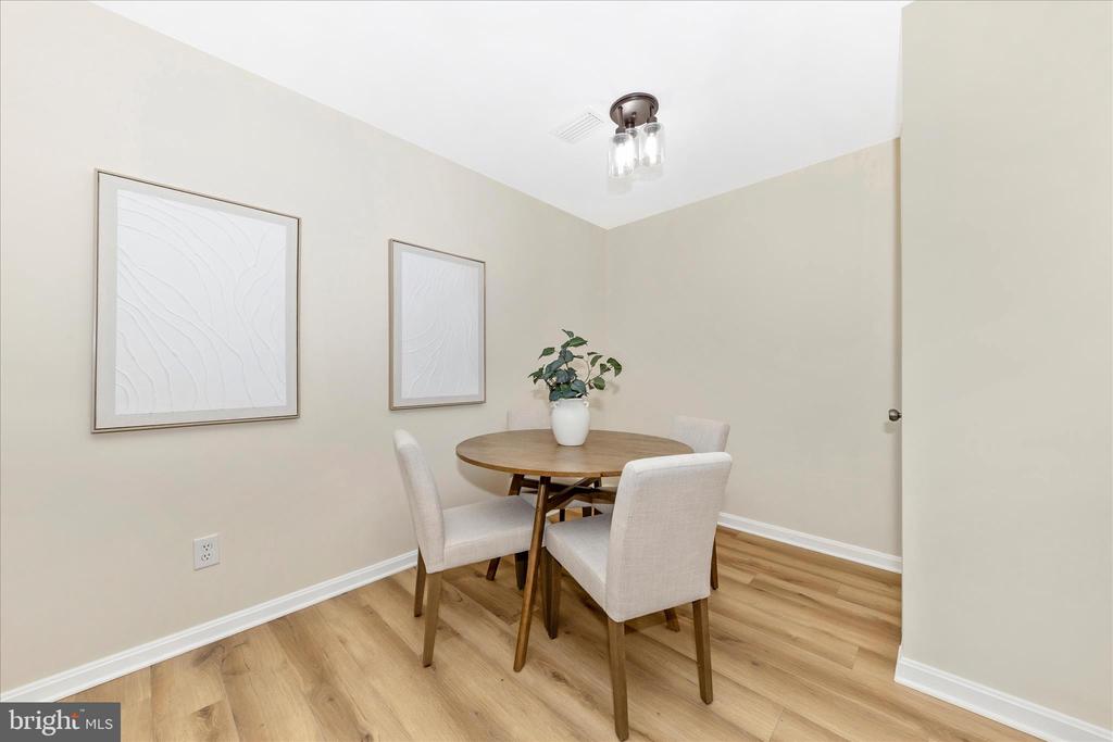 19742 TEAKWOOD CIRCLE 52