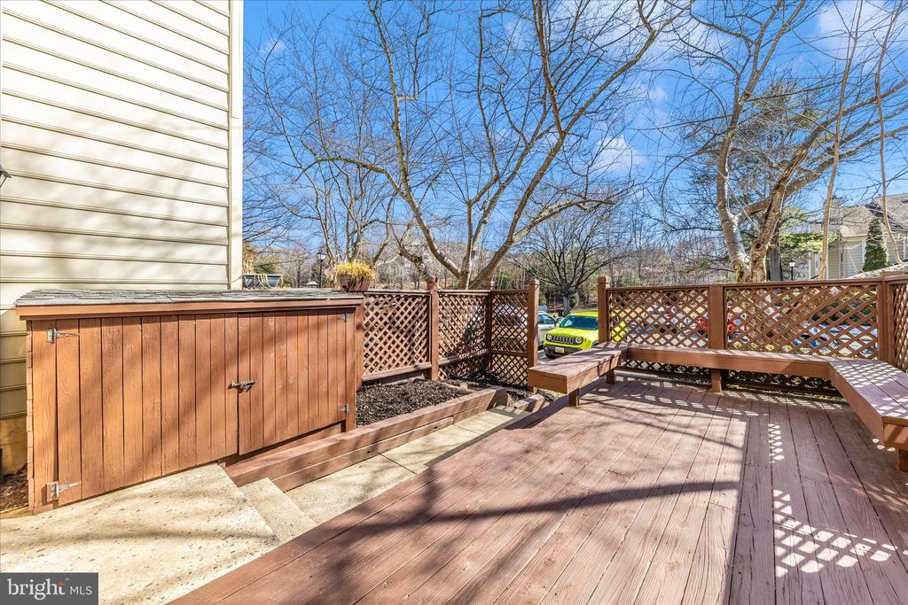 19742 TEAKWOOD CIRCLE 52