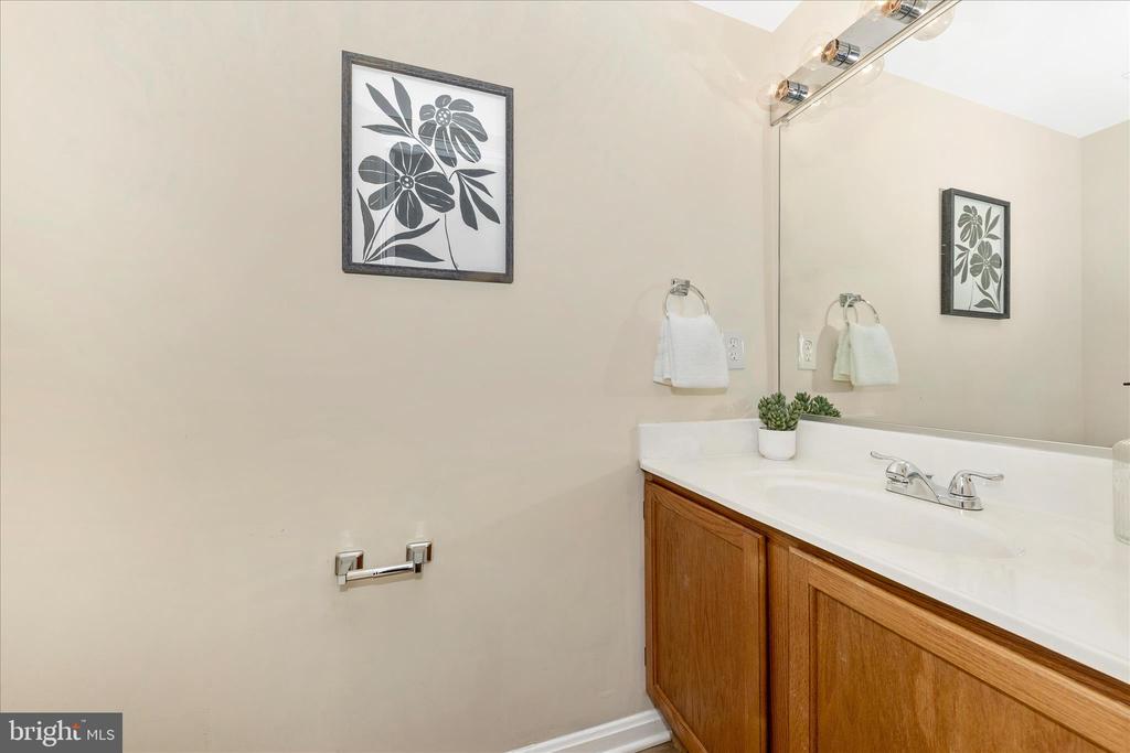 19742 TEAKWOOD CIRCLE 52