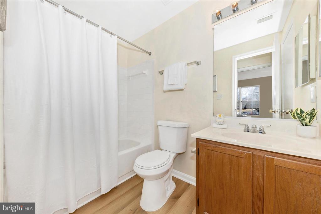 19742 TEAKWOOD CIRCLE 52