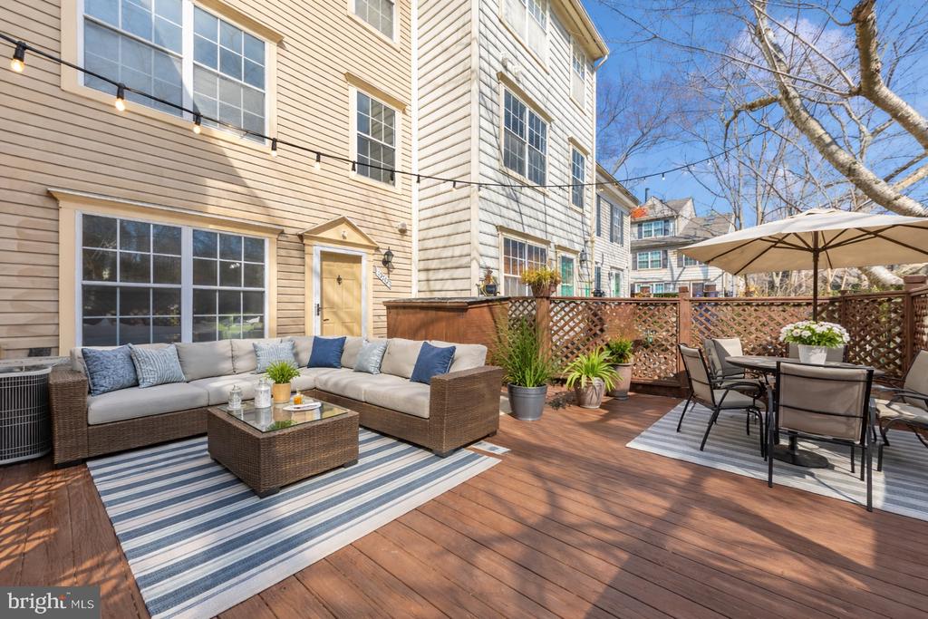 19742 TEAKWOOD CIRCLE 52