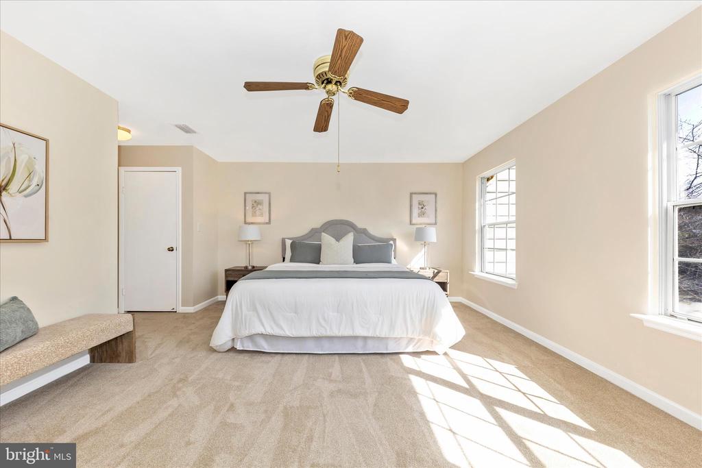 19742 TEAKWOOD CIRCLE 52