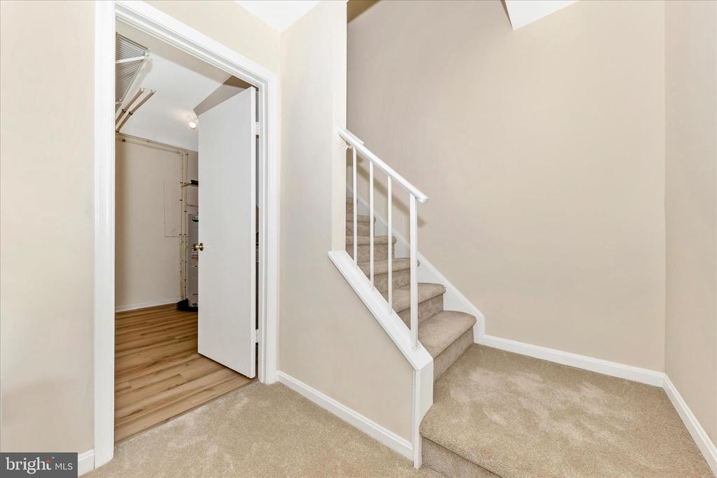 19742 TEAKWOOD CIRCLE 52