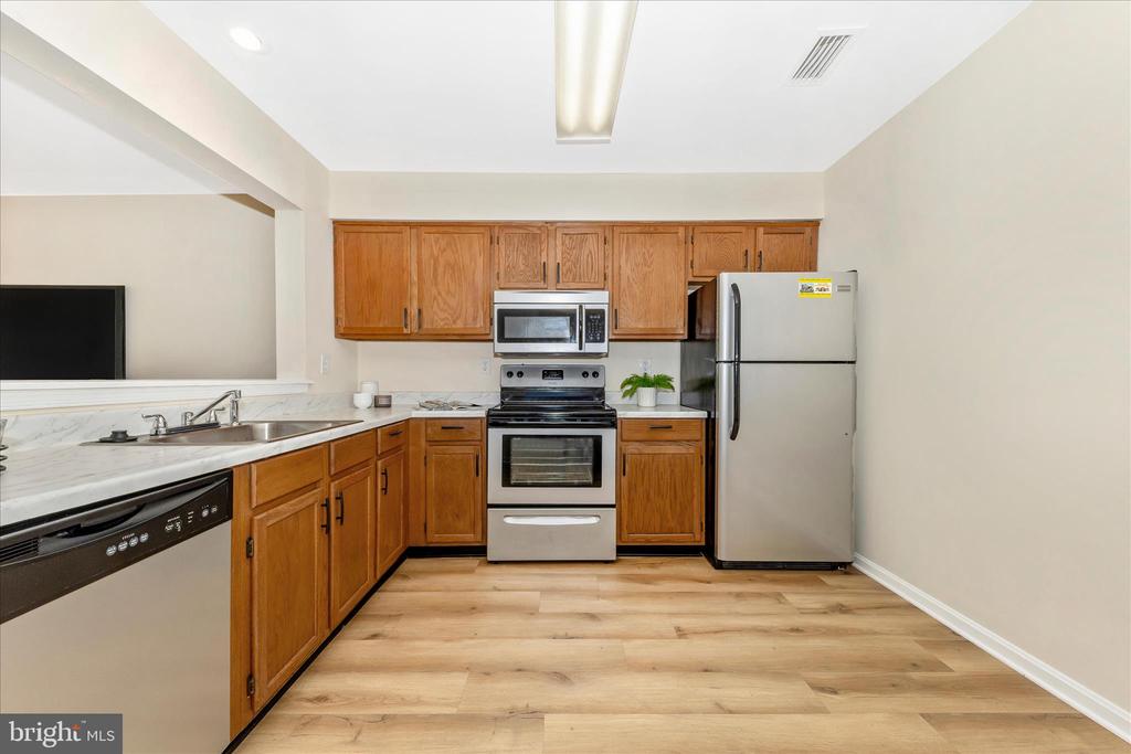 19742 TEAKWOOD CIRCLE 52