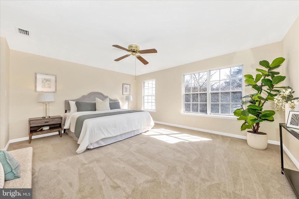 19742 TEAKWOOD CIRCLE 52