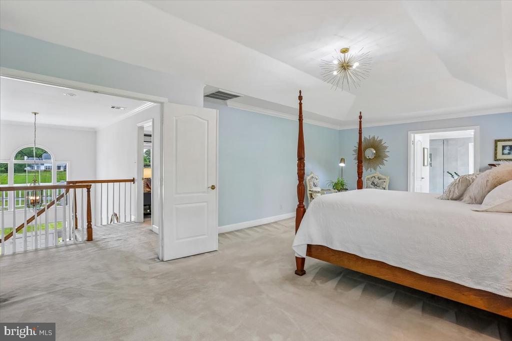 9216 ENGLISH MEADOW WAY