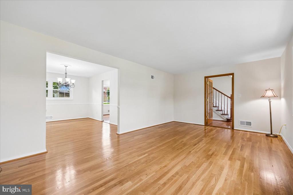 11315 GAINSBOROUGH ROAD