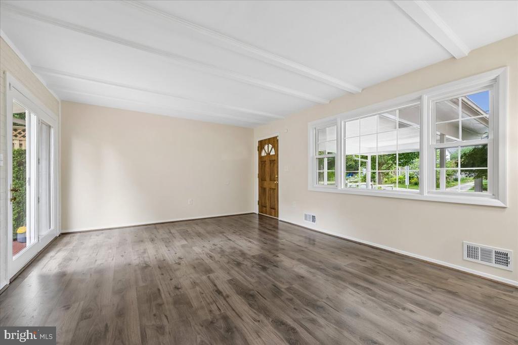 11315 GAINSBOROUGH ROAD