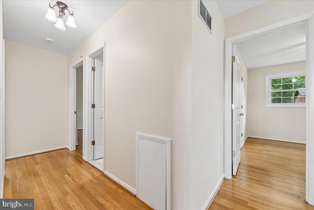 11315 GAINSBOROUGH ROAD