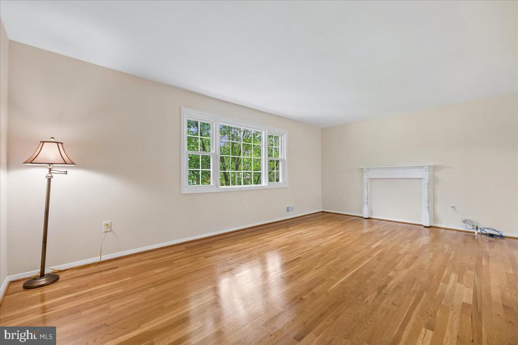 11315 GAINSBOROUGH ROAD
