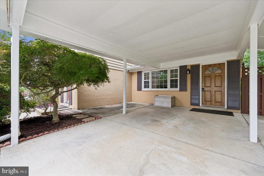 11315 GAINSBOROUGH ROAD