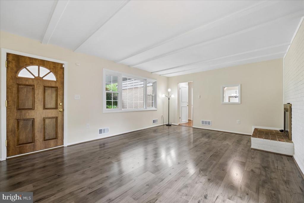 11315 GAINSBOROUGH ROAD