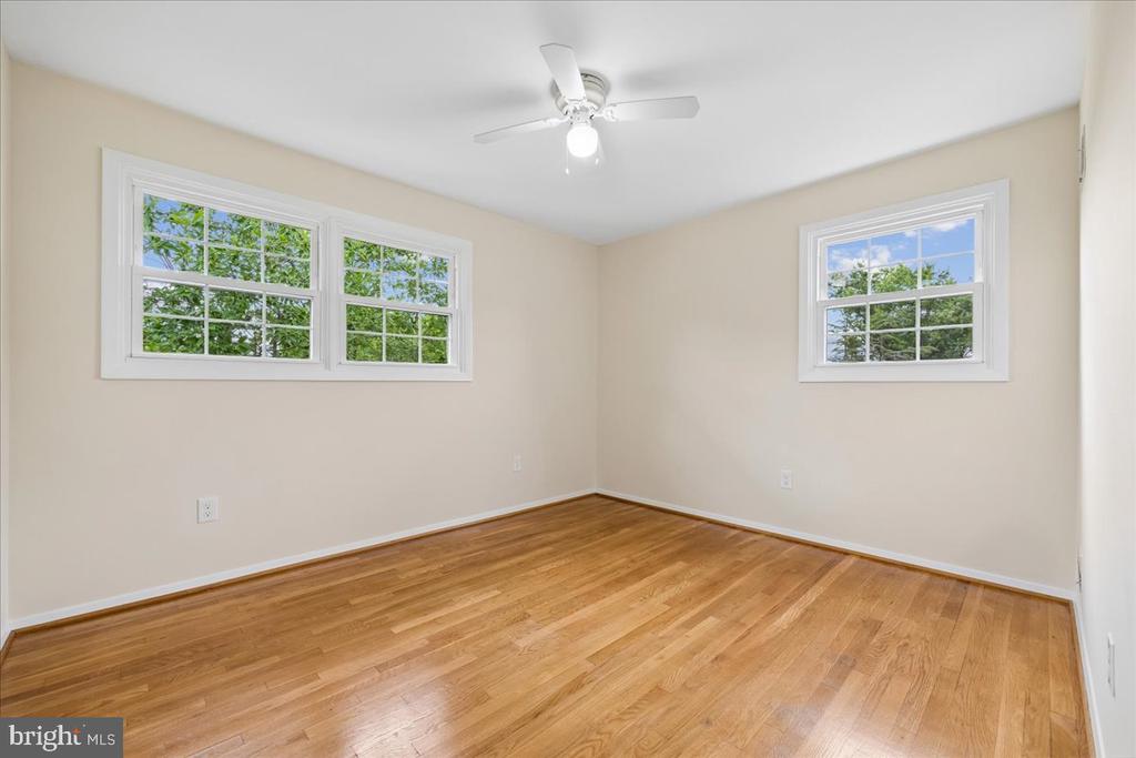 11315 GAINSBOROUGH ROAD