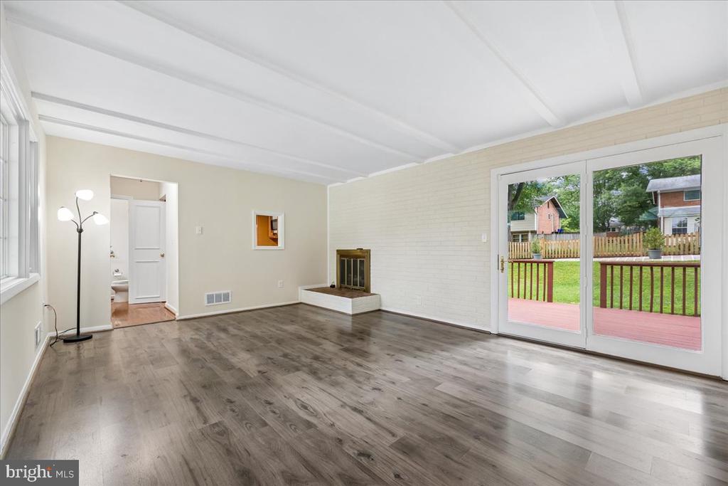 11315 GAINSBOROUGH ROAD
