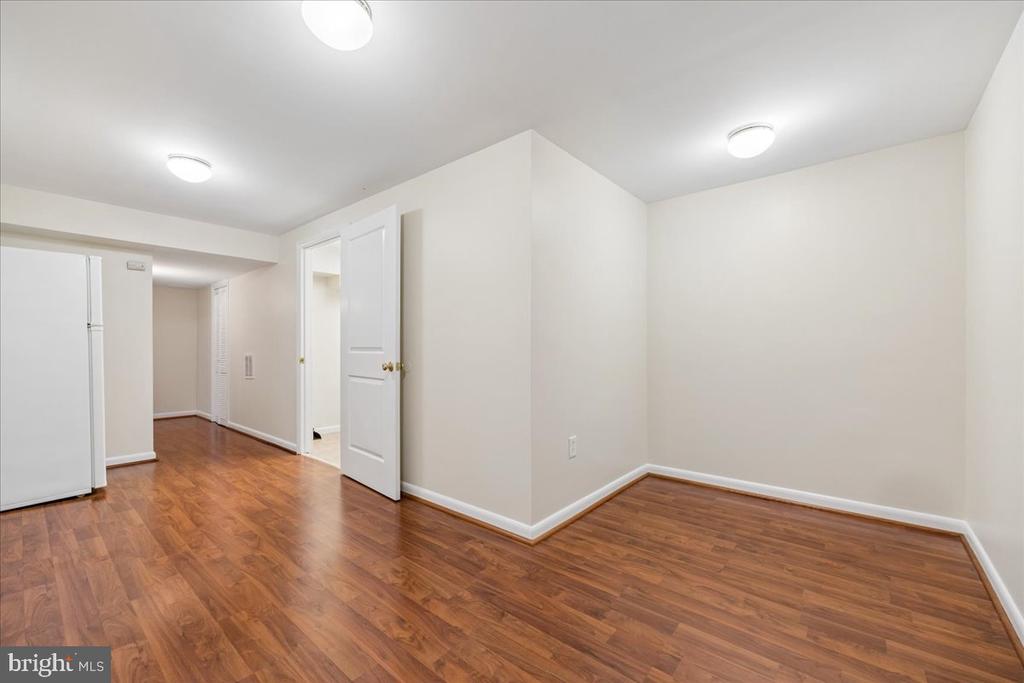 11315 GAINSBOROUGH ROAD