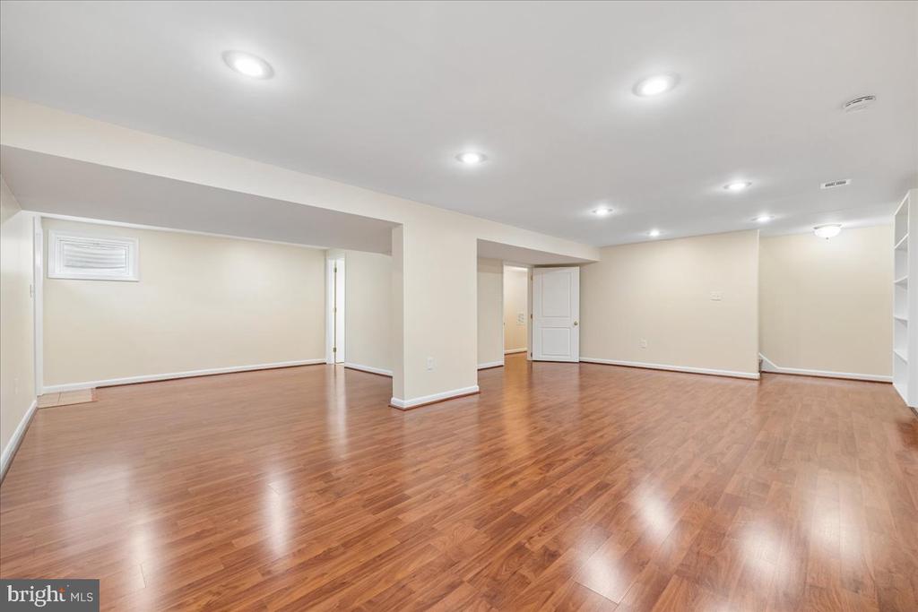 11315 GAINSBOROUGH ROAD