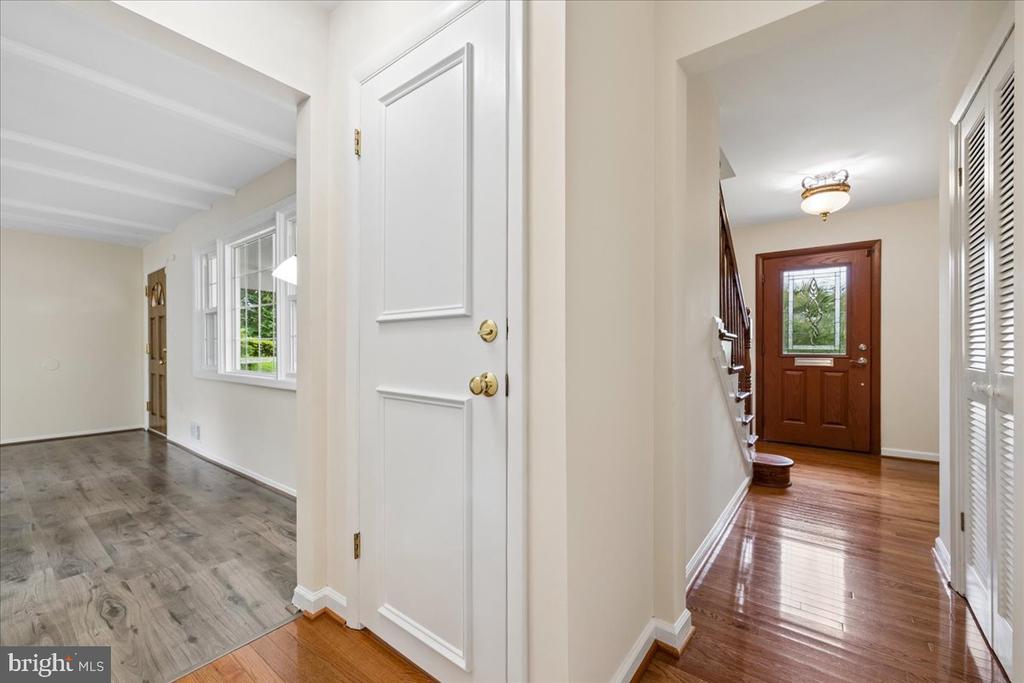 11315 GAINSBOROUGH ROAD