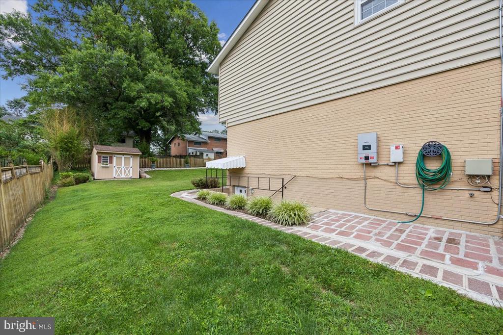 11315 GAINSBOROUGH ROAD