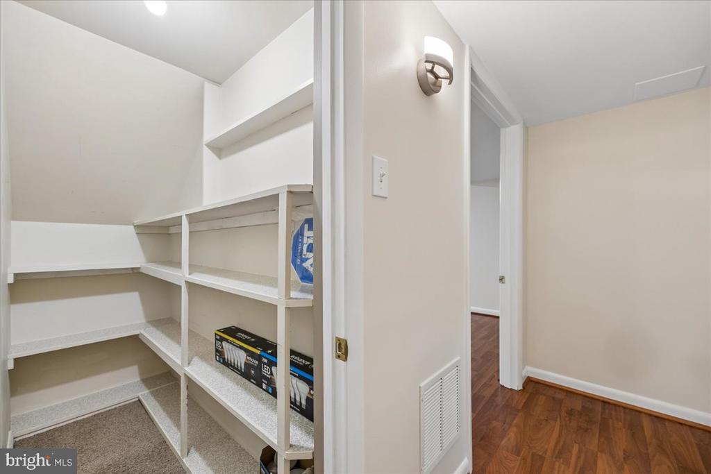 11315 GAINSBOROUGH ROAD