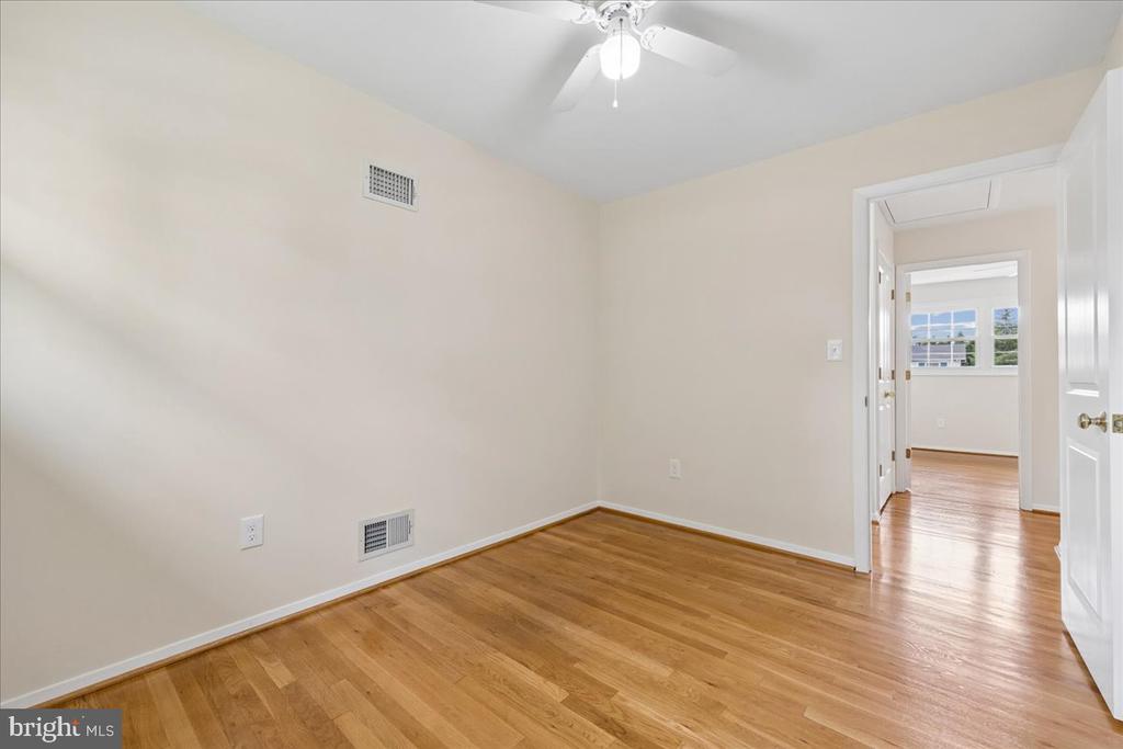 11315 GAINSBOROUGH ROAD