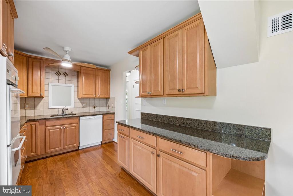 11315 GAINSBOROUGH ROAD