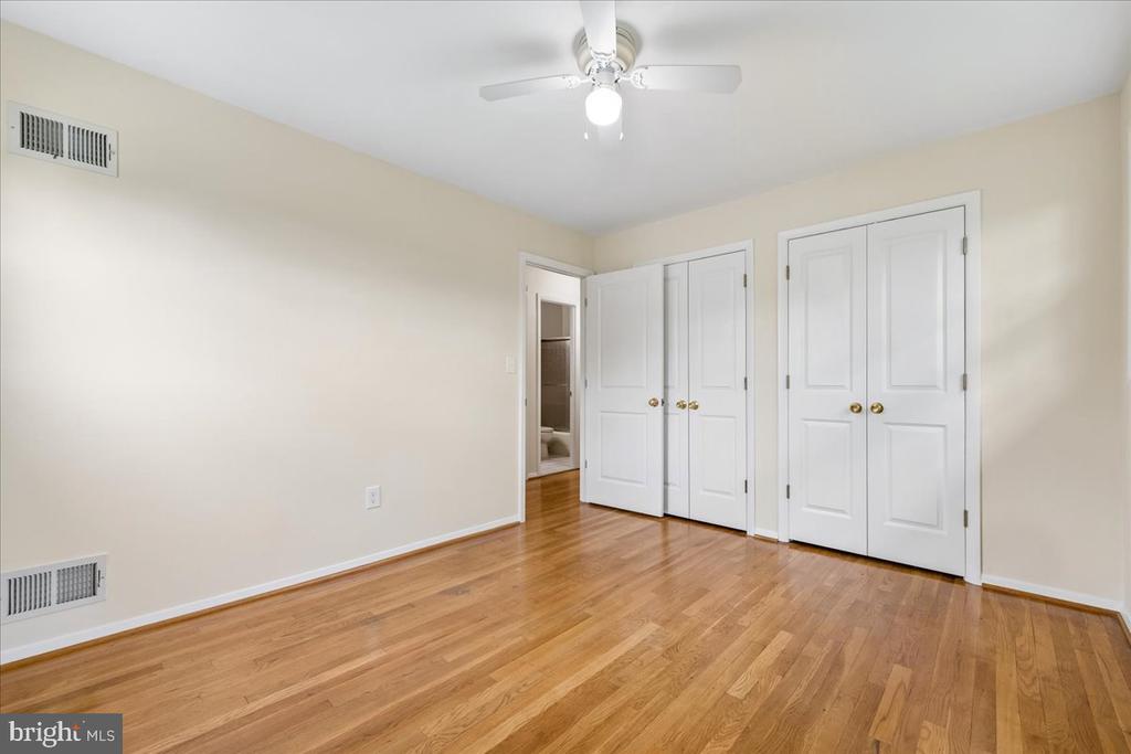 11315 GAINSBOROUGH ROAD
