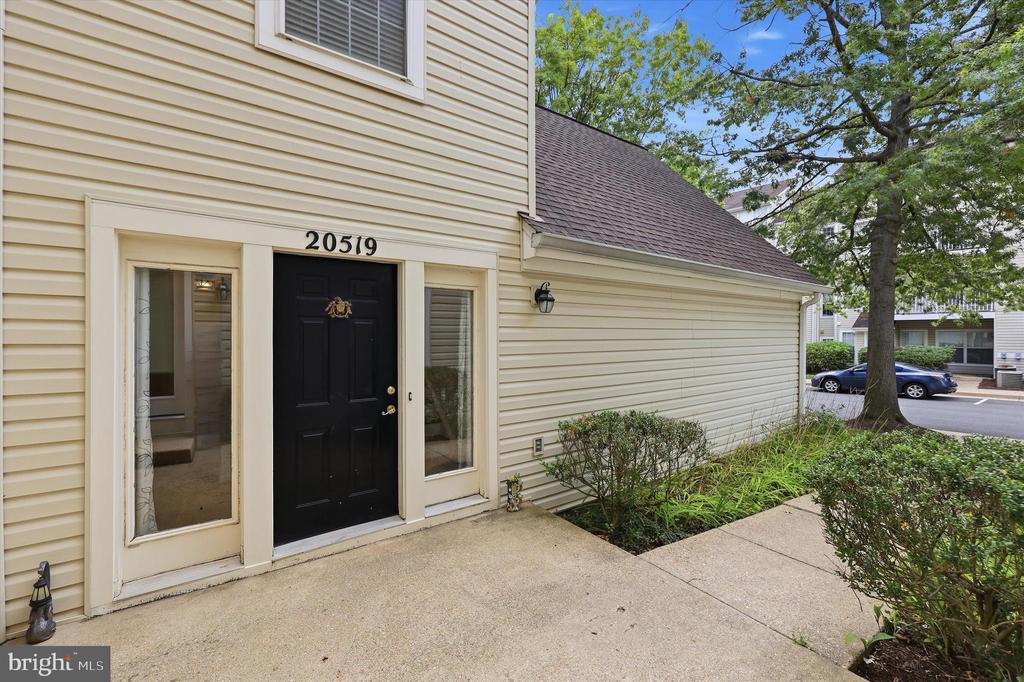 20519 GOLF COURSE DRIVE Unit: 1708