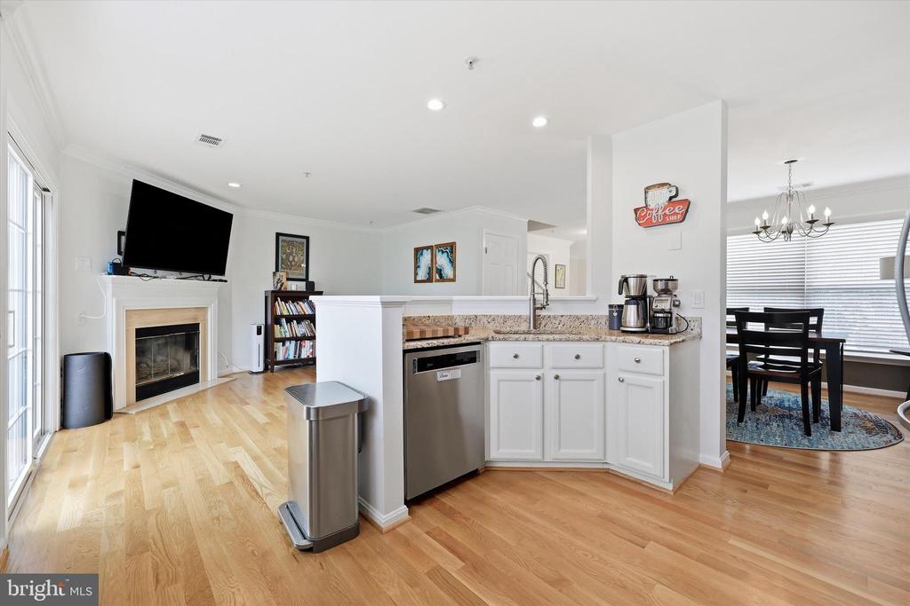 20519 GOLF COURSE DRIVE Unit: 1708