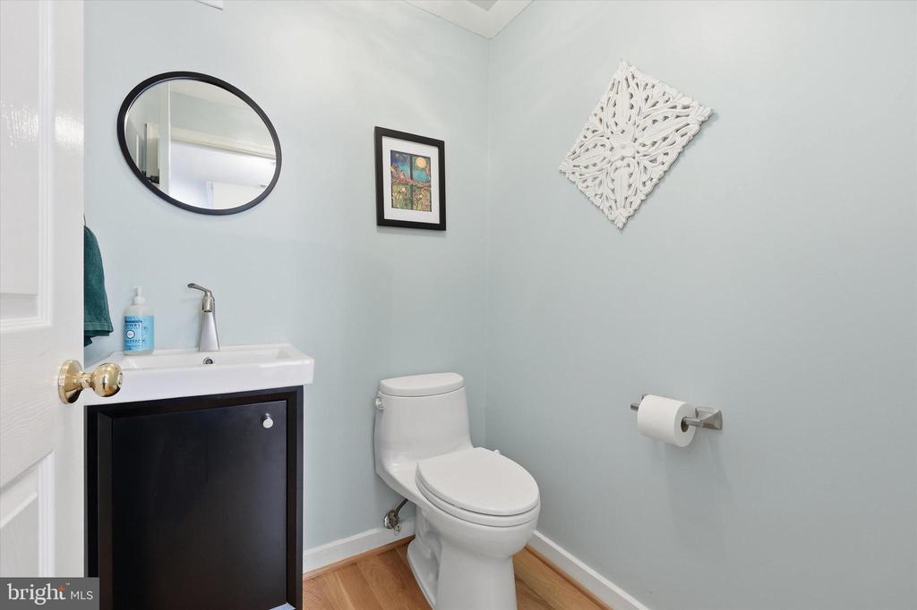 20519 GOLF COURSE DRIVE Unit: 1708