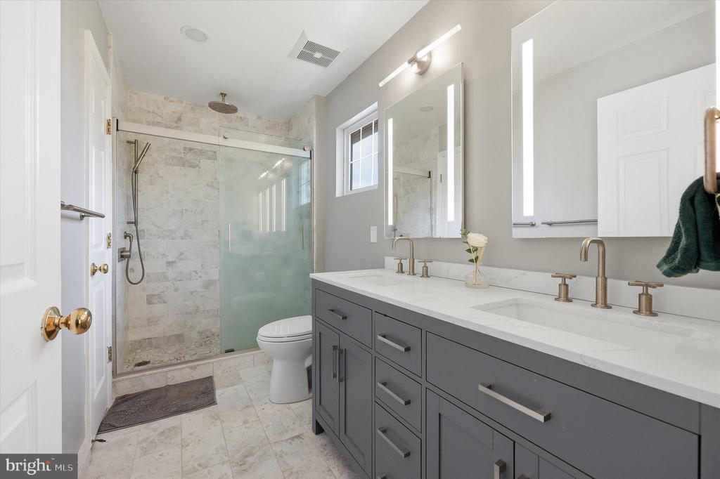 20519 GOLF COURSE DRIVE Unit: 1708