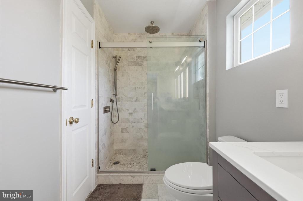 20519 GOLF COURSE DRIVE Unit: 1708