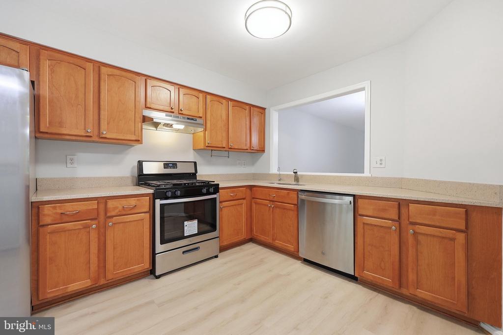 20126 SEABREEZE COURT