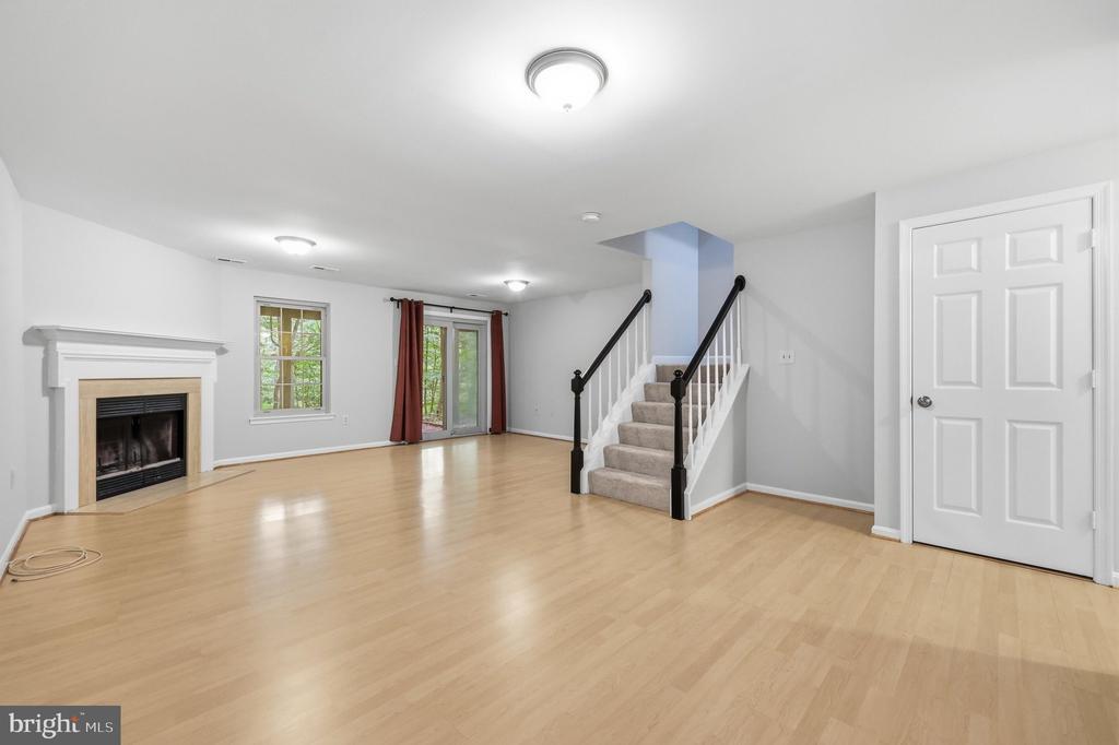 20126 SEABREEZE COURT