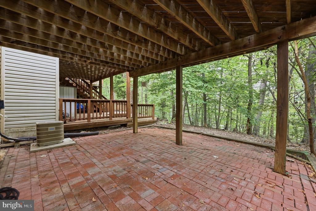 20126 SEABREEZE COURT