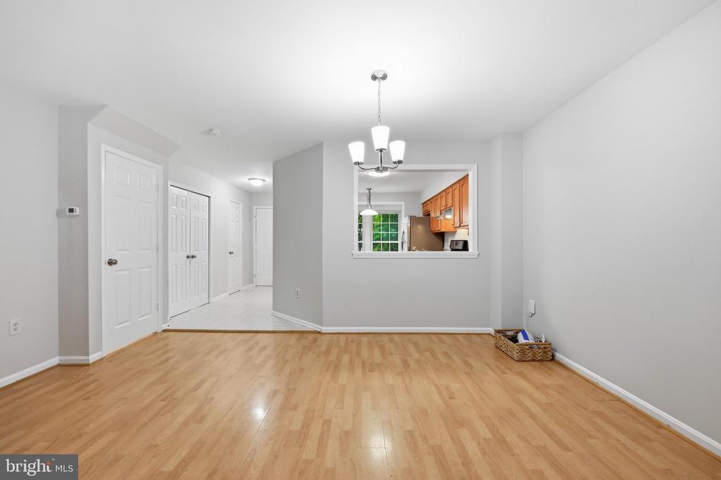 20126 SEABREEZE COURT