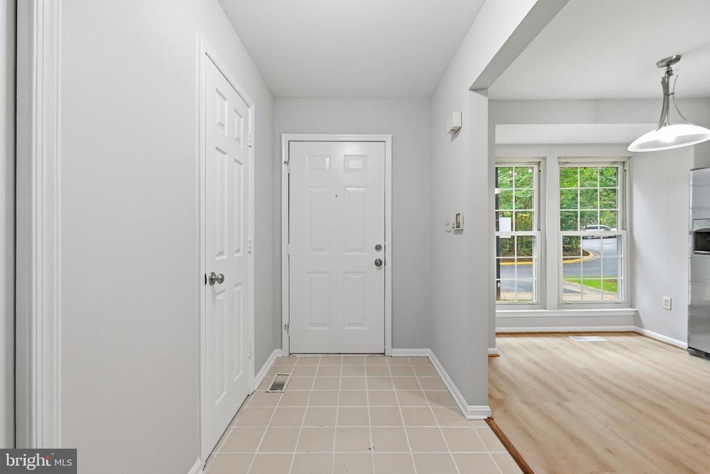 20126 SEABREEZE COURT