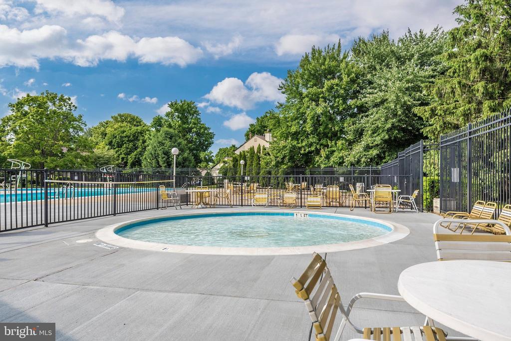 20126 SEABREEZE COURT