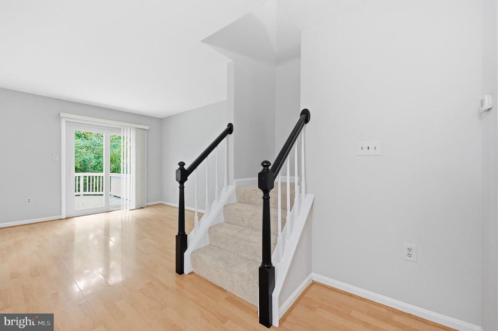 20126 SEABREEZE COURT