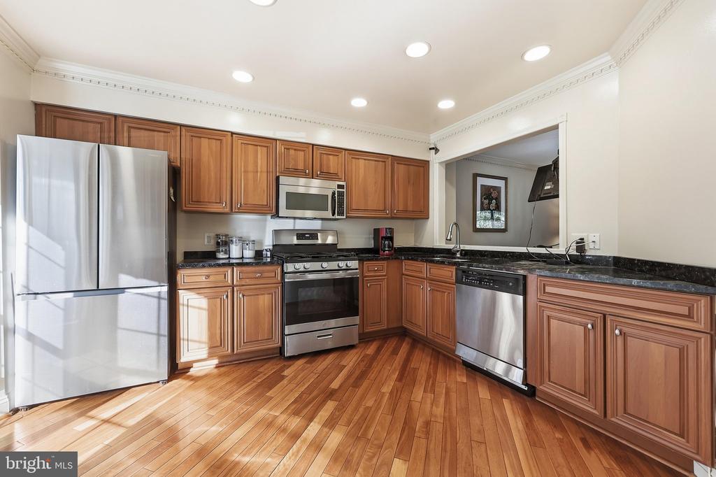 20043 PLACID LAKE TERRACE