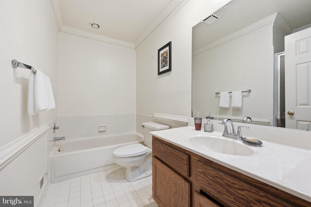 20043 PLACID LAKE TERRACE