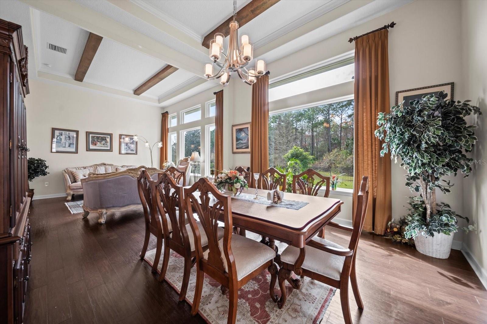 11 NEW LEATHERWOOD DR