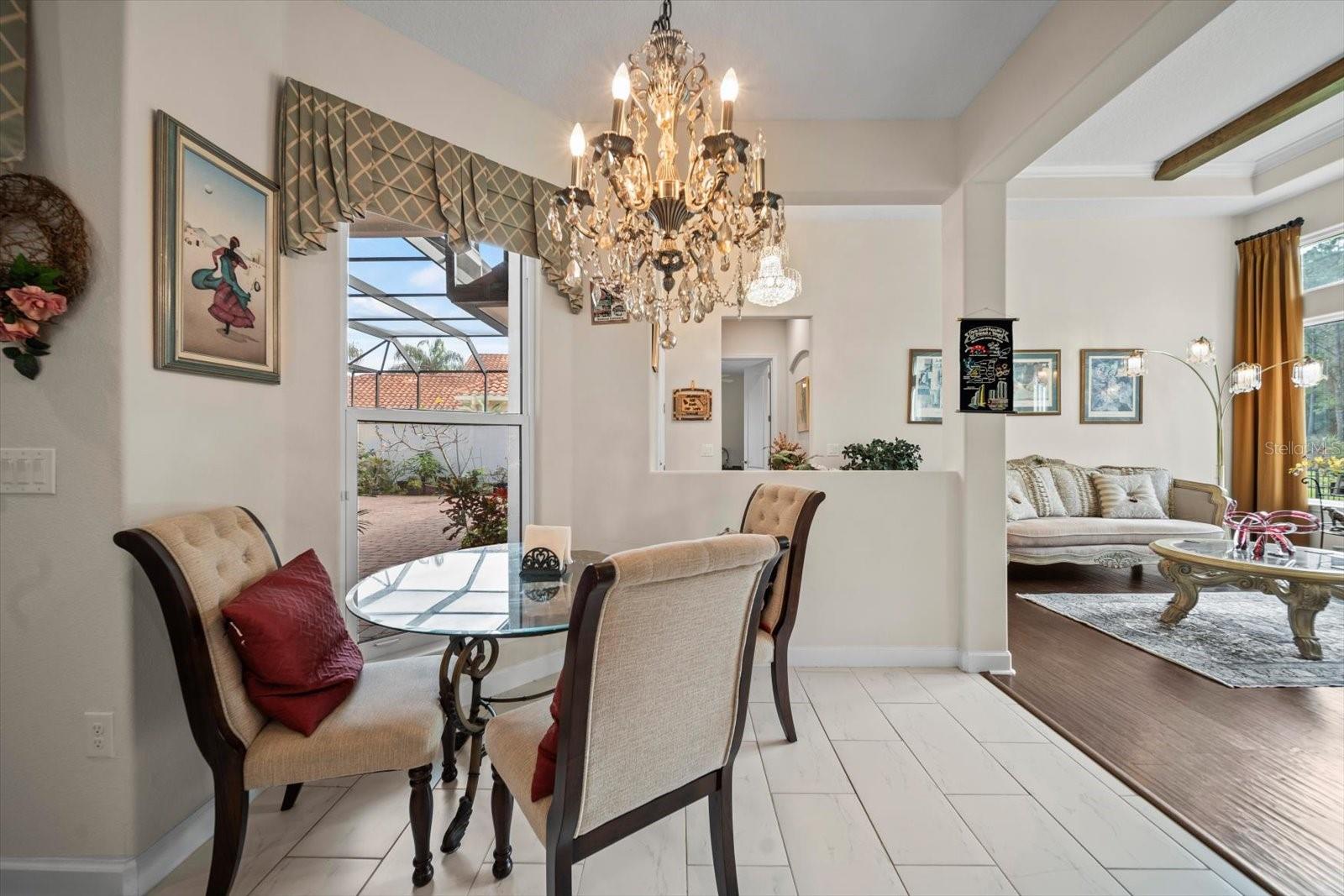 11 NEW LEATHERWOOD DR