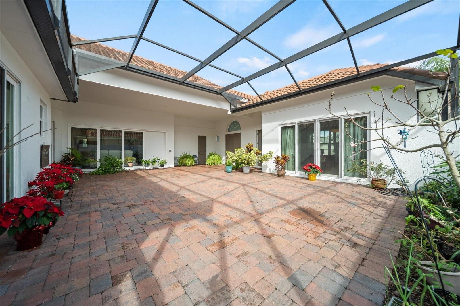 11 NEW LEATHERWOOD DR