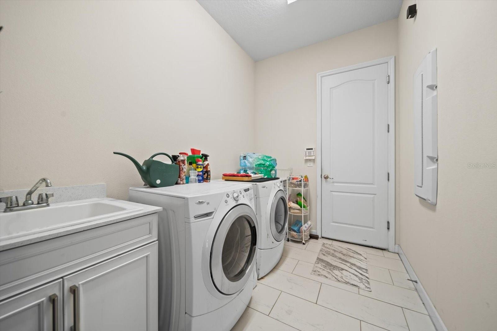 11 NEW LEATHERWOOD DR