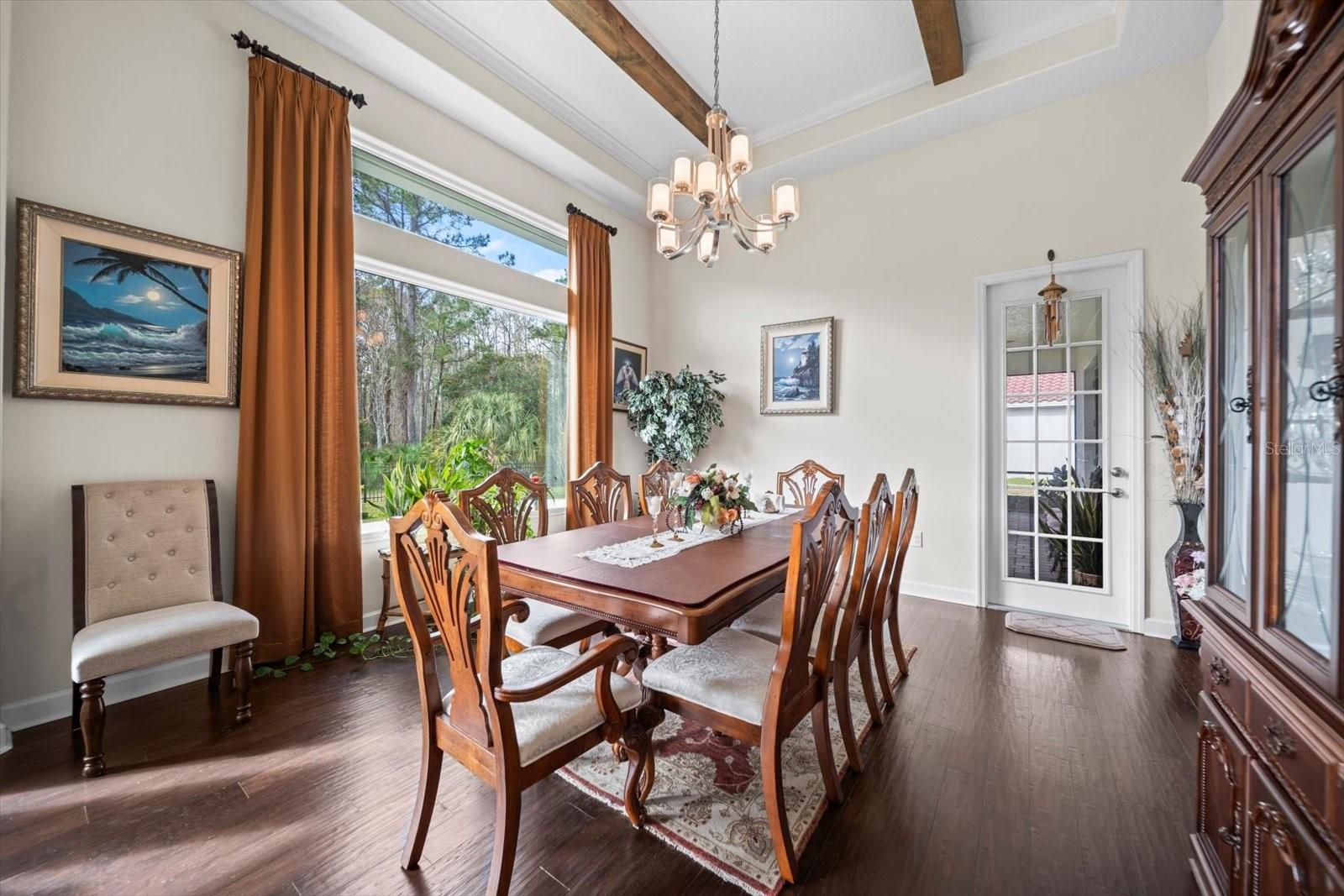 11 NEW LEATHERWOOD DR