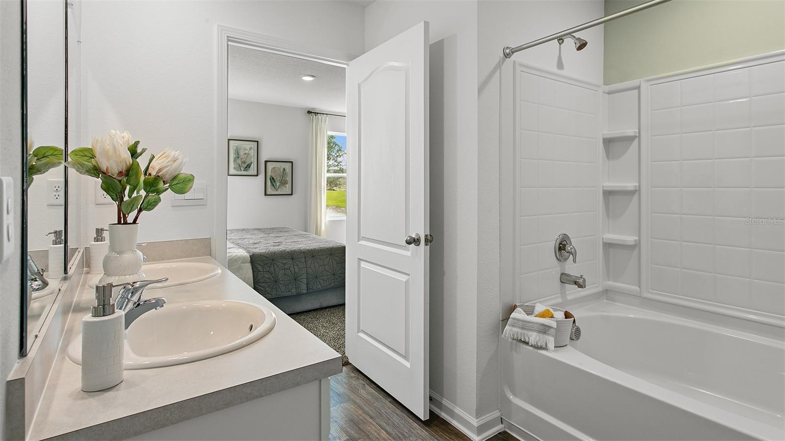 122 HULETT WOODS RD S