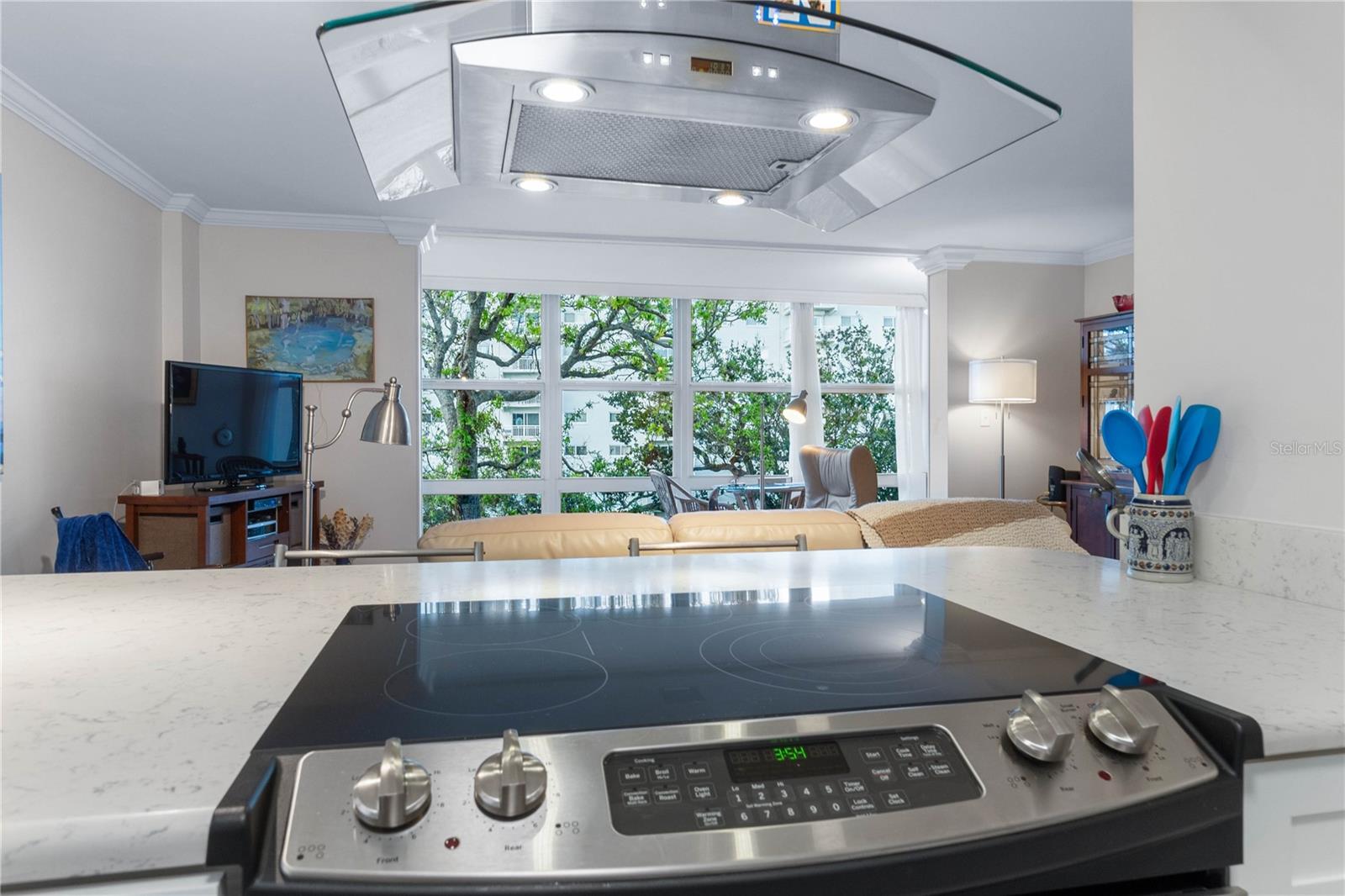 1224 S PENINSULA DR #422