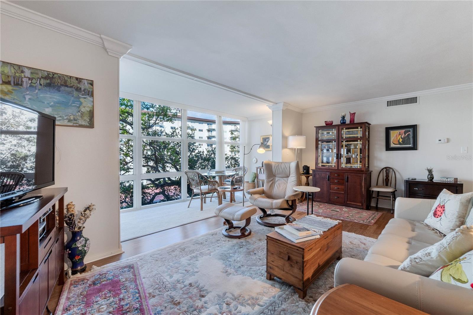 1224 S PENINSULA DR #422