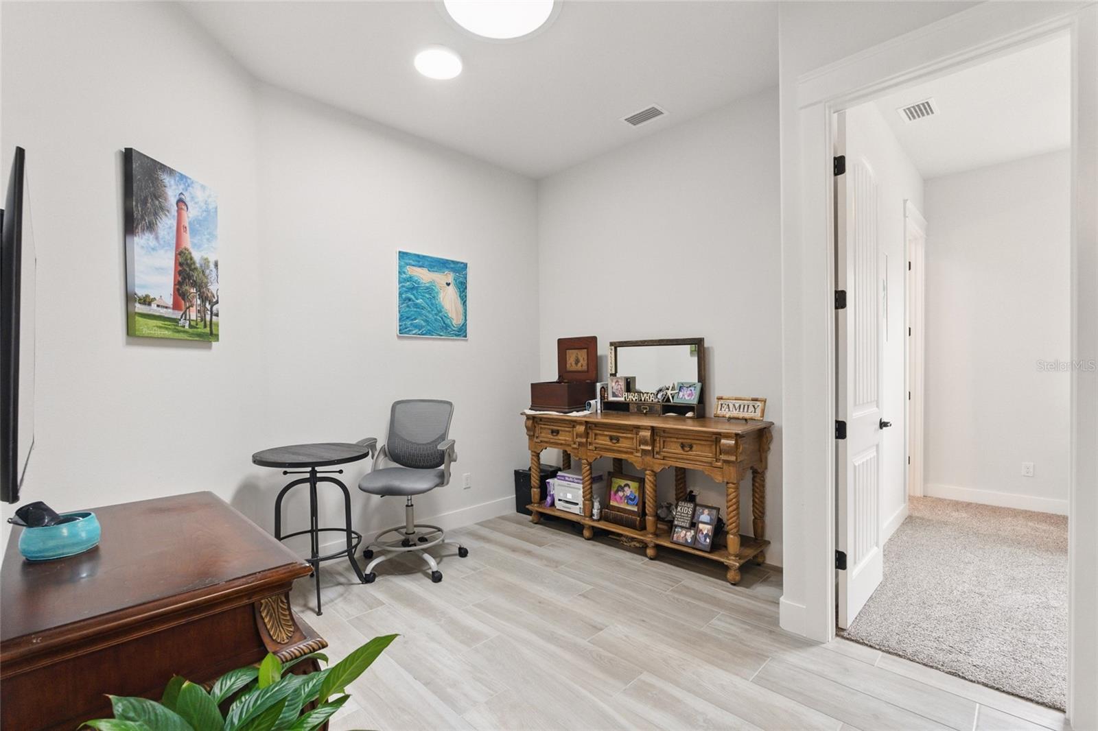 5 DEL PALMA DR